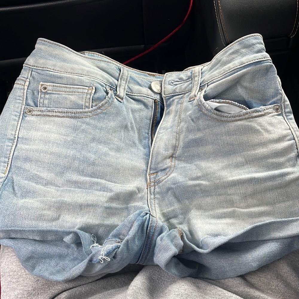 american eagle size 6 shorts